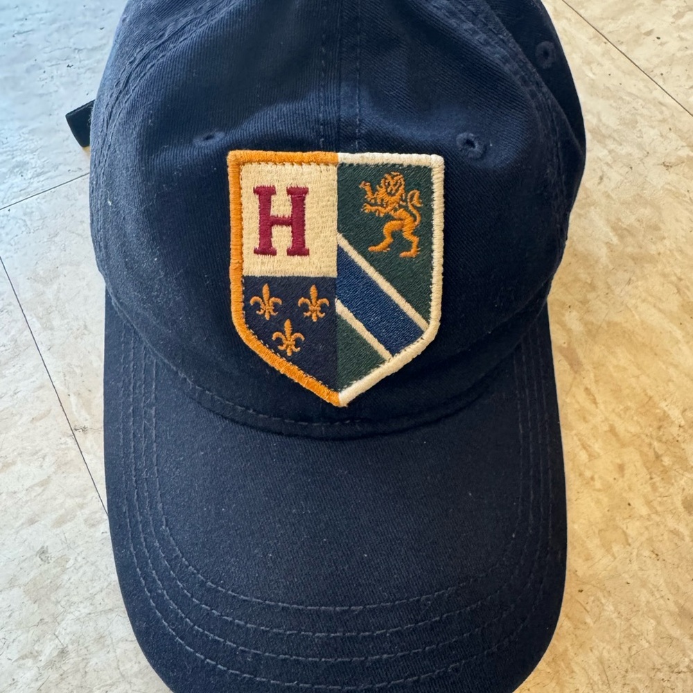 Tommy Hilfiger Navy Blue Cap with Embroidered Crest